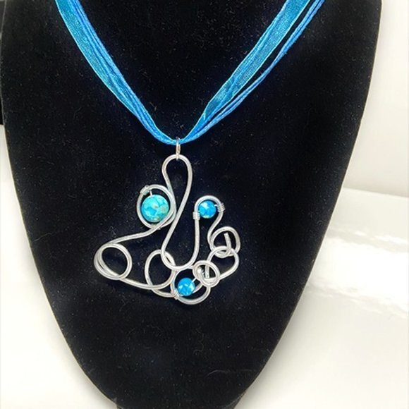 Exquisite Hand Crafted Stainless Steel Wire Necklace with Blue Dyed Jasper Bead - Picture 1 of 10